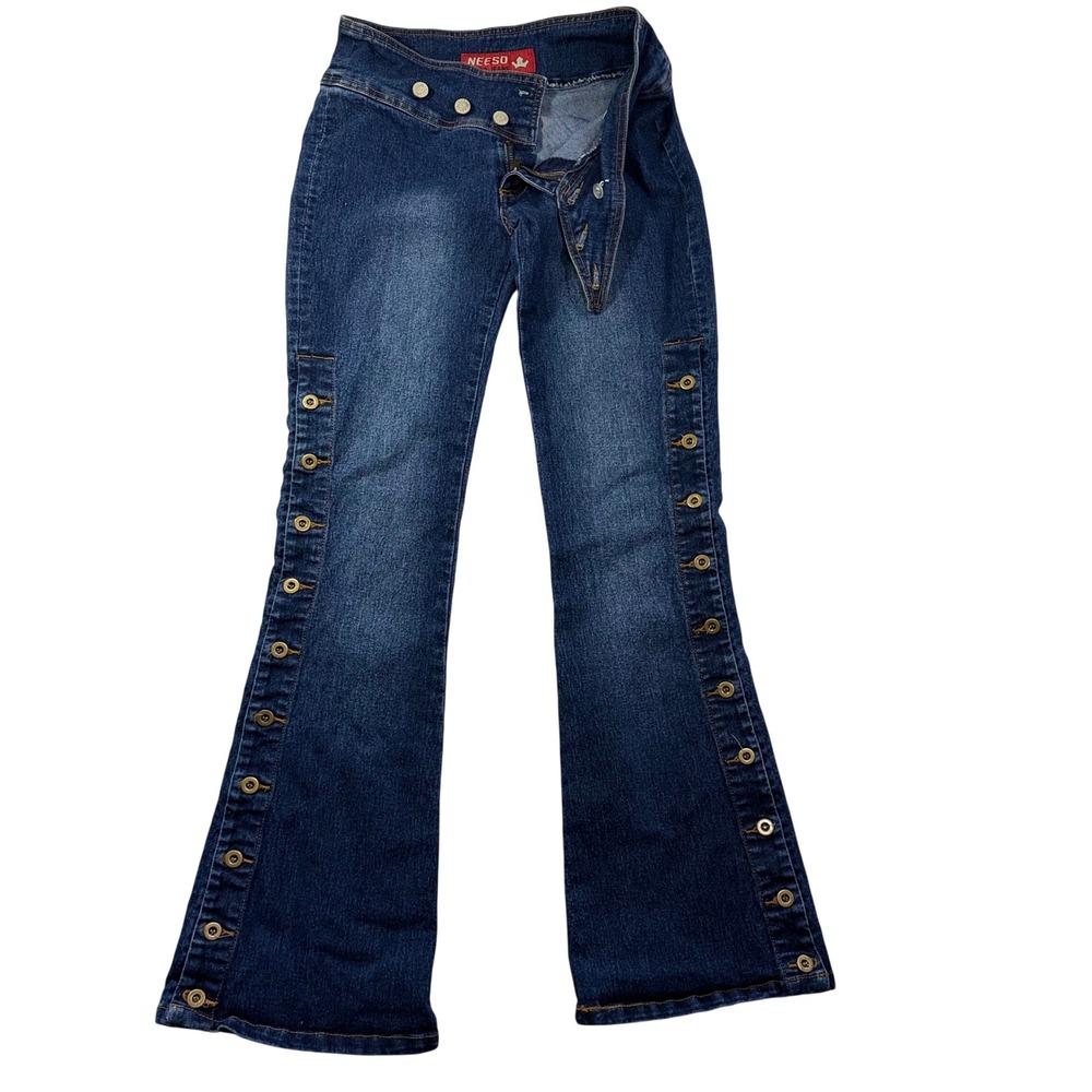 Neeso Jeans Womens 5 Blue Denim Flare Leg Asymmetrical Waist Side Button Vintage